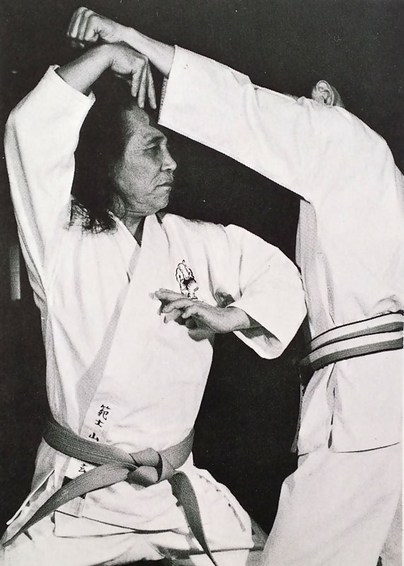 Hanshi Tino Ceberano of IGK studied with Gogen Yamaguchi in Japan.